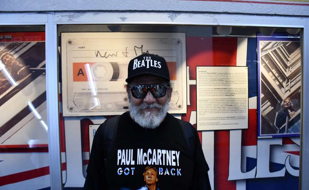 Exposición de The Beatles en el metro Auditorio. Foto: Especial