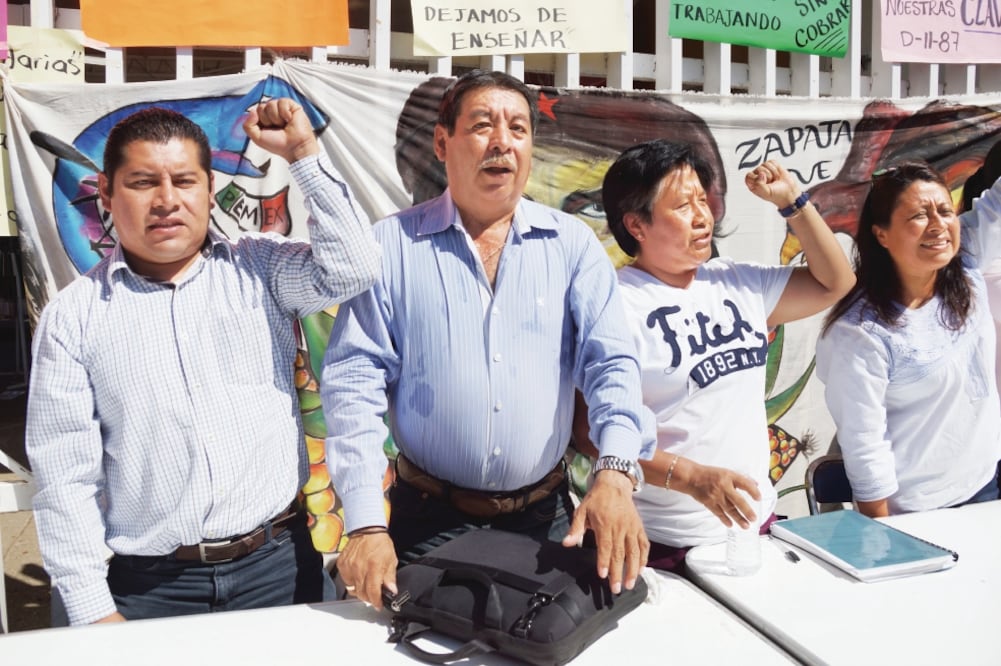 Rubén Núñez, líder de la Sección 22 de la Coordinadora Nacional de Trabajadores de la Educación, señaló ayer que mantendrá la toma de las instalaciones del IEEPO (EDWIN HERNÁNDEZ. EL UNIVERSAL)