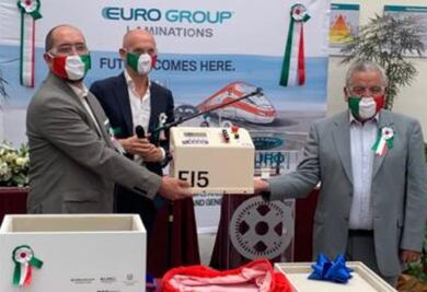 Ferrari dona prototipo de respirador pulmonar al Conacyt