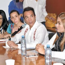 Cuestionan investigación de crimen en casa de exfuncionario