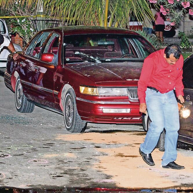 La tan anhelada seguridad que han prometido docenas de candidatos, incluido el gobernador que acaba de salir, Miguel Ángel Yunes Linares (quien dijo que en seis meses acabaría con la inseguridad), sigue sin llegar a Veracruz. Foto: PATRICIA MORALES