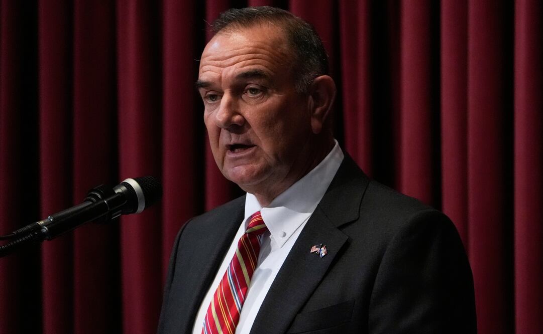 El gobernador de Missouri, Mike Kehoe. Foto: AP
