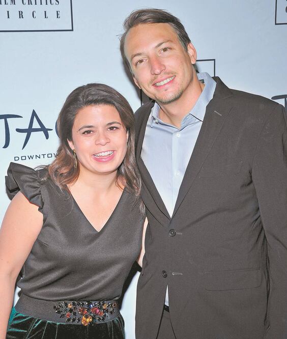 Celis (derecha), productor de ROMA , ahora colaborará en Noche de fuego. Foto/CLASOS