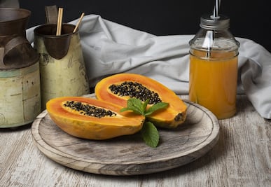 Te contamos los beneficios que no conocías del jugo de papaya