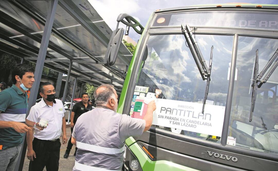 El gobierno alista el servicio emergente de la RTP; afuera de las estaciones estarán las paradas de los autobuses. Foto: Germán Espinosa/EL UNIVERSAL