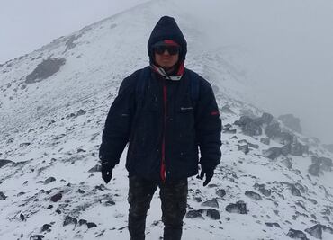 “Escalar el Popocatépetl cuando está activo tiene más mérito y más adrenalina”