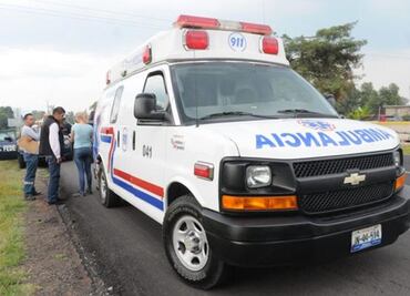 Choque entre autobús y tractocamión deja 6 heridos en Nuevo León