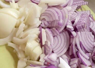 Conoce para qué se usa la cebolla blanca y morada