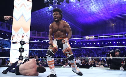 Xavier Woods se siente capaz de quitarle su título a Roman Reigns