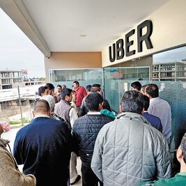 Servicio de Cabify y Uber, prestación que dan empresas