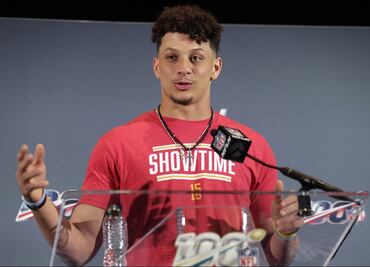 Patrick Mahomes fue superado en interacciones de redes por Jennifer López