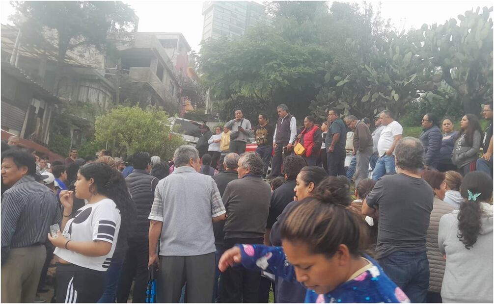 “La gente está apanicada”, tan es así que se reunieron en Praderas de San Mateo, dirigente vecinal. Foto: Especial