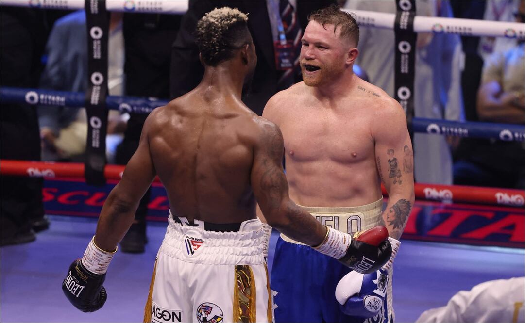 Canelo Álvarez reveló que William Scull le pidió perdón luego de su pelea: “Discúlpame, estaba nervioso” / FOTO: AFP