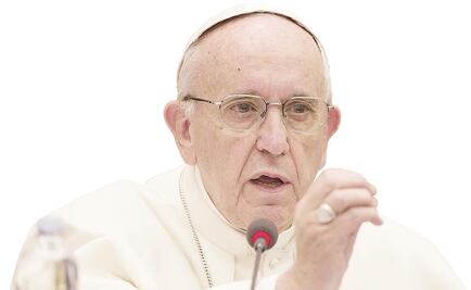 Papa pide rezar por víctimas de sismo