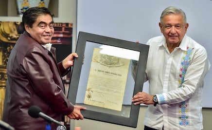 AMLO y Miguel Barbosa evalúan programas para el Bienestar en Puebla