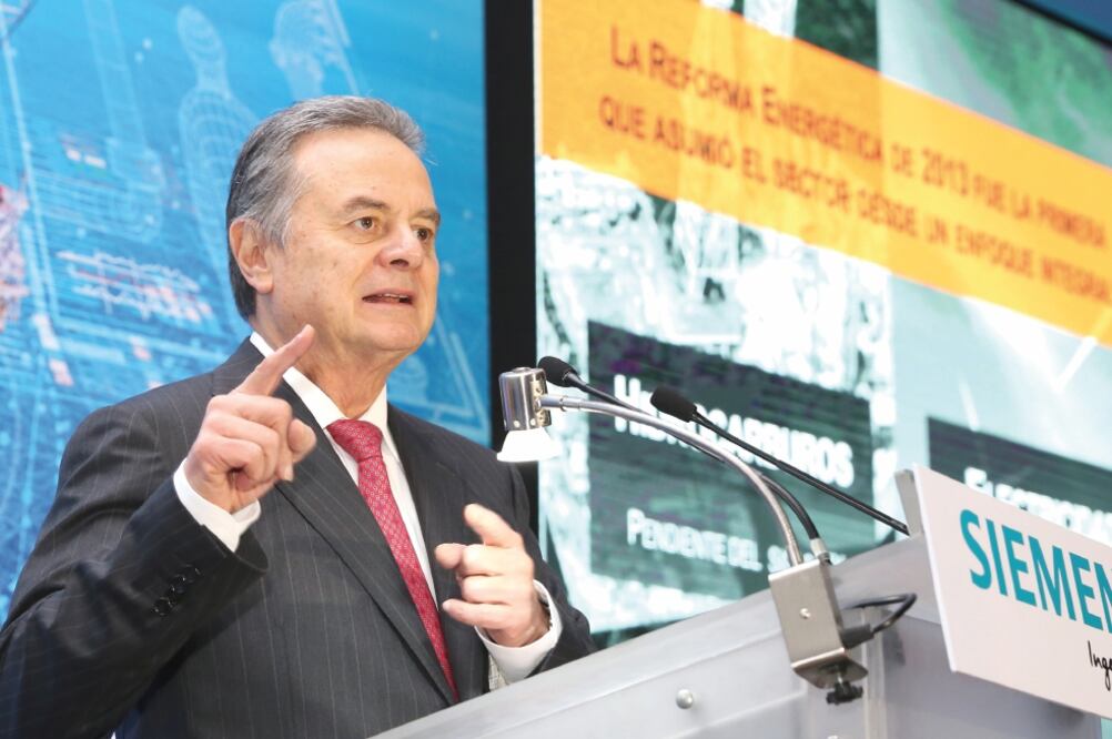 El secretario de Energía, Pedro Joaquín Coldwell, encabezó la clausura del Oil and Gas Innovation Forum 2017 (BERENICE FREGOSO. EL UNIVERSAL)