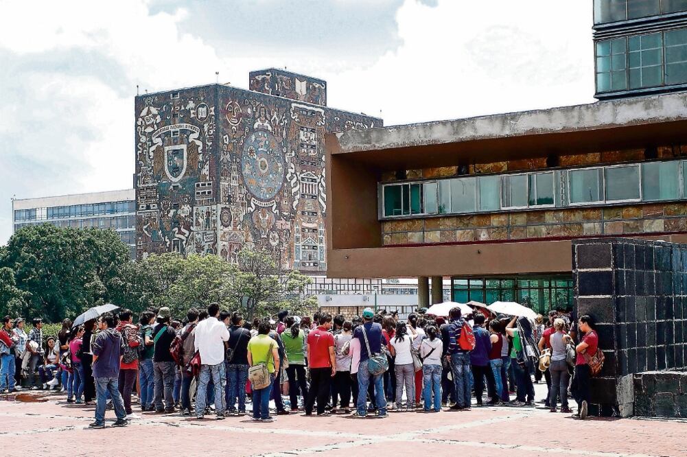 La máxima casa de estudios aplica la “primera vuelta” de su examen de ingreso en la Ciudad de México (ARCHIVO EL UNIVERSAL)