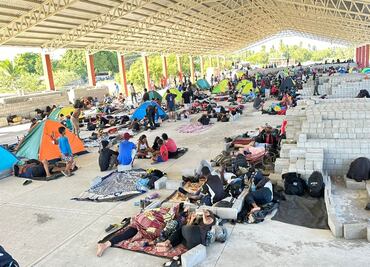 Activista alerta a migrantes sobre engaños del INM en caravanas de Oaxaca y Chiapas; pide ayuda de Sheinbaum