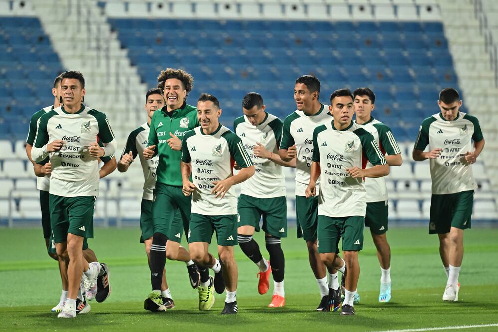 Selección Mexicana en un entrenamiento previo al partido contra Argentina - FOTO: Especial