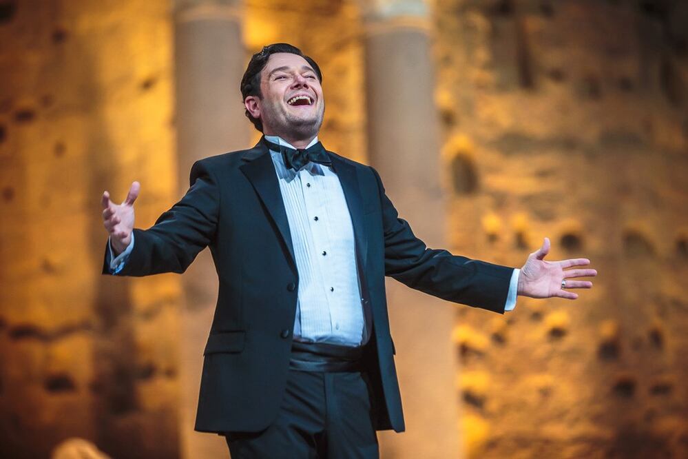 El tenor Arturo Chacón se presentó con la Orquesta Juvenil Universitaria Eduardo Mata. Cortesía Fetes de la Musique