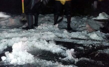 Reportan caída de nieve en poblados de Morelos