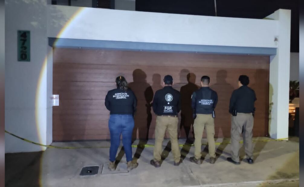 Aseguran arsenal en residencia de Portalegre, Culiacán.
Foto: Especial.