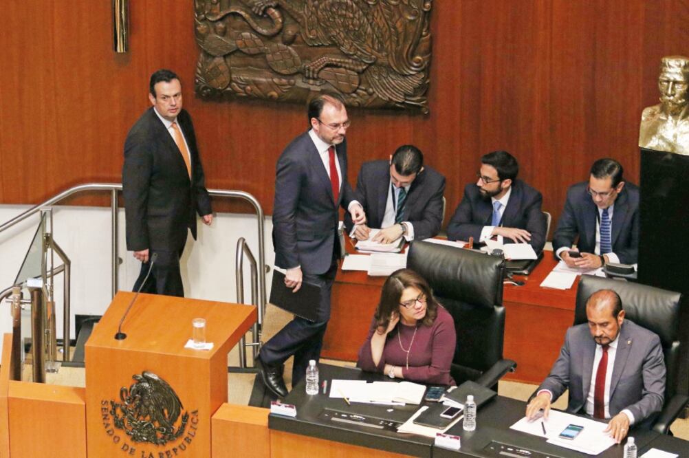 Luis Videgaray, secretario de Relaciones Exteriores, al comparecer ante el Senado dijo que si la renegociación del acuerdo no prospera no es el fin del mundo. (SAÚL LÓPEZ .CUARTOSCURO)