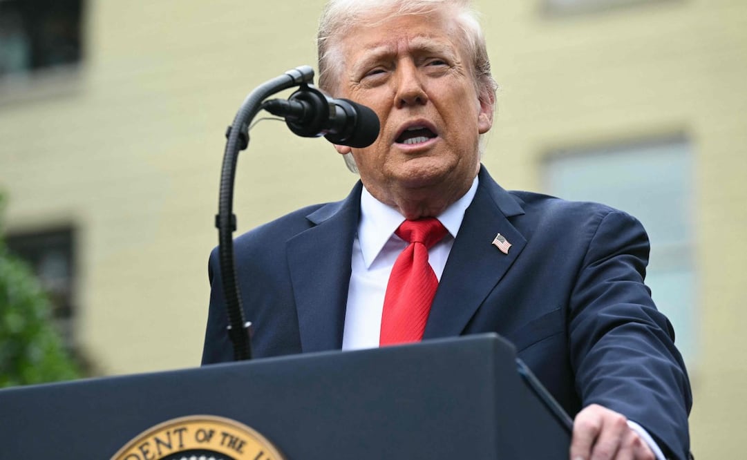 El presidente de Estados Unidos, Donald Trump, habla durante una ceremonia de conmemoración del 11-S en el Monumento Nacional del Pentágono del 11-S en Washington, D.C., el 11 de septiembre de 2025. Foto: AFP