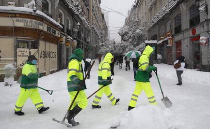 Tormenta de nieve en España deja tres muertos y provoca bloqueos carreteros