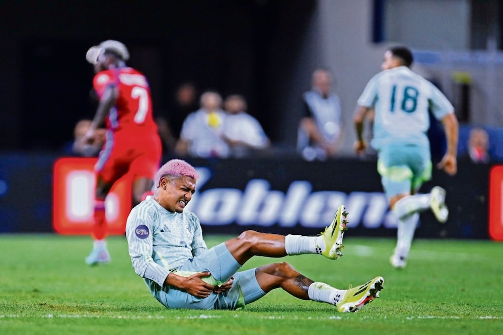 Las Palmas confirma lesión de Julián Araujo en femoral derecho