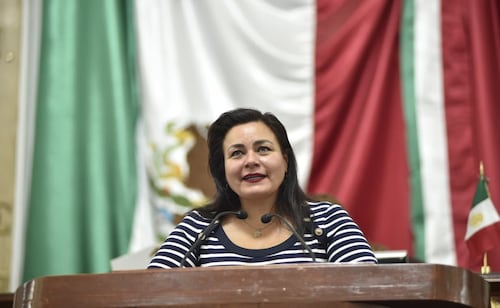 Proponen crear puntos de intercambio de útiles escolares en CDMX; buscan reducir gastos de familias