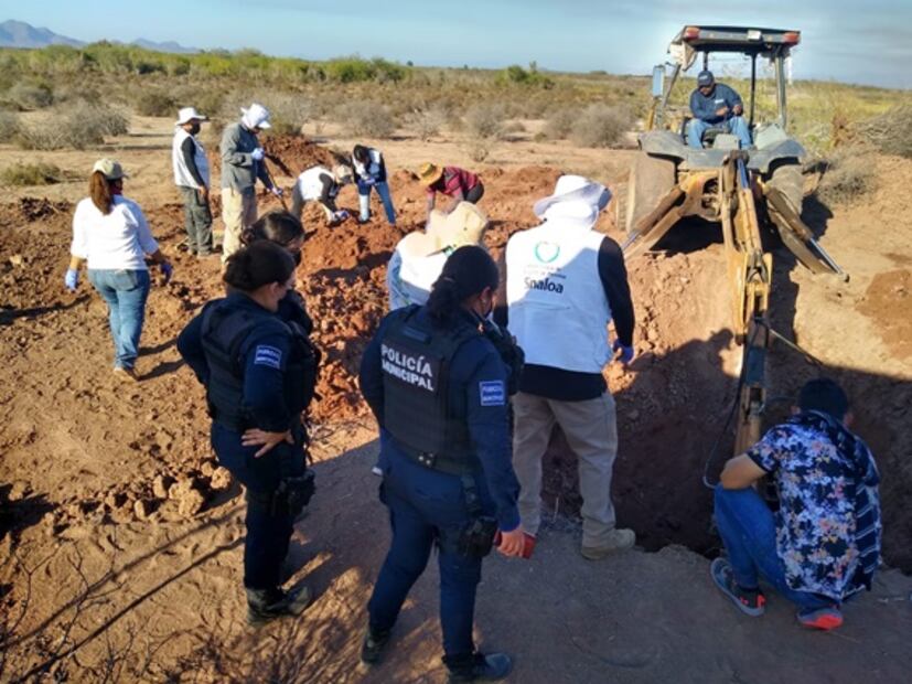 Investigan si restos óseos localizados en fosa clandestina en Sinaloa son de jóvenes desaparecidos en 2011