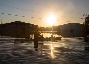 Una mexicana en el huracán; se queda sin casa en Carolina del Norte