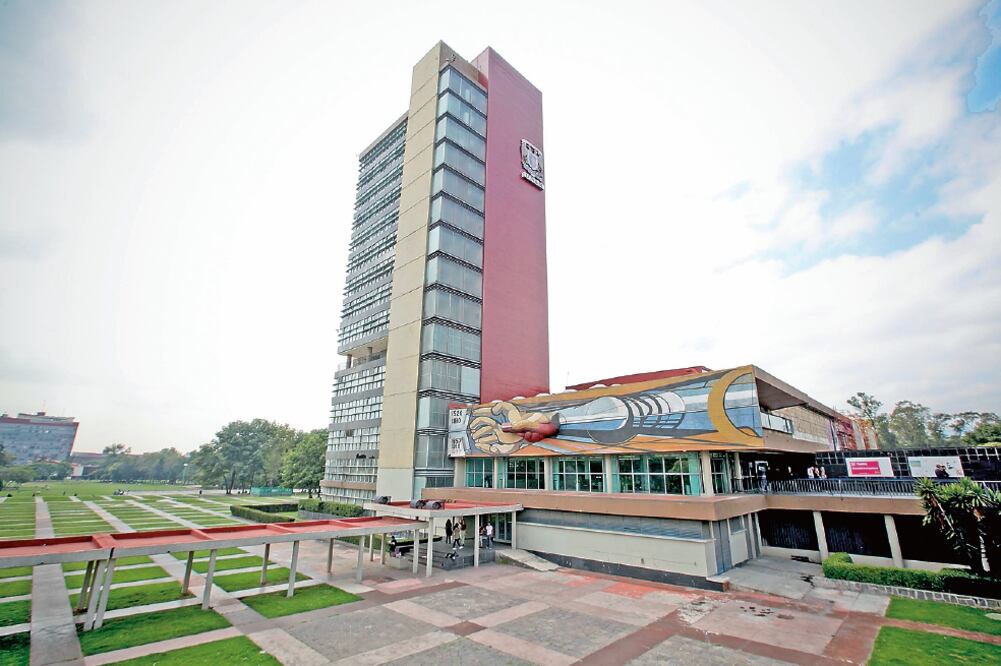 Se prevé que el 17 de noviembre se realice la ceremonia de toma de protesta del rector para el periodo 2015-2019 (ARCHIVO EL UNIVERSAL)