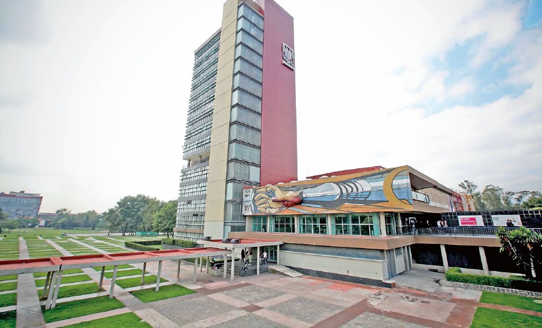 Se prevé que el 17 de noviembre se realice la ceremonia de toma de protesta del rector para el periodo 2015-2019 (ARCHIVO EL UNIVERSAL)