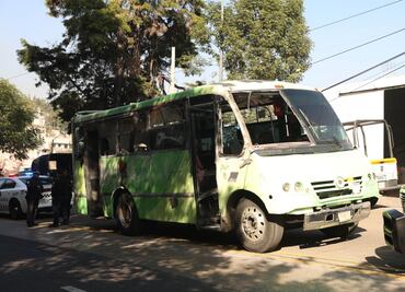 Tras volcadura en la México-Cuernavaca, Semovi revoca concesión a camión de pasajeros; confirman 32 lesionados