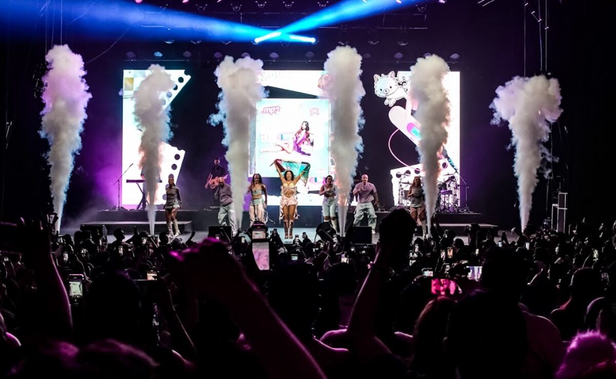 Concierto de Emilia en el Teatro Metropólitan. Foto: Ocesa / José Jorge Carreón.