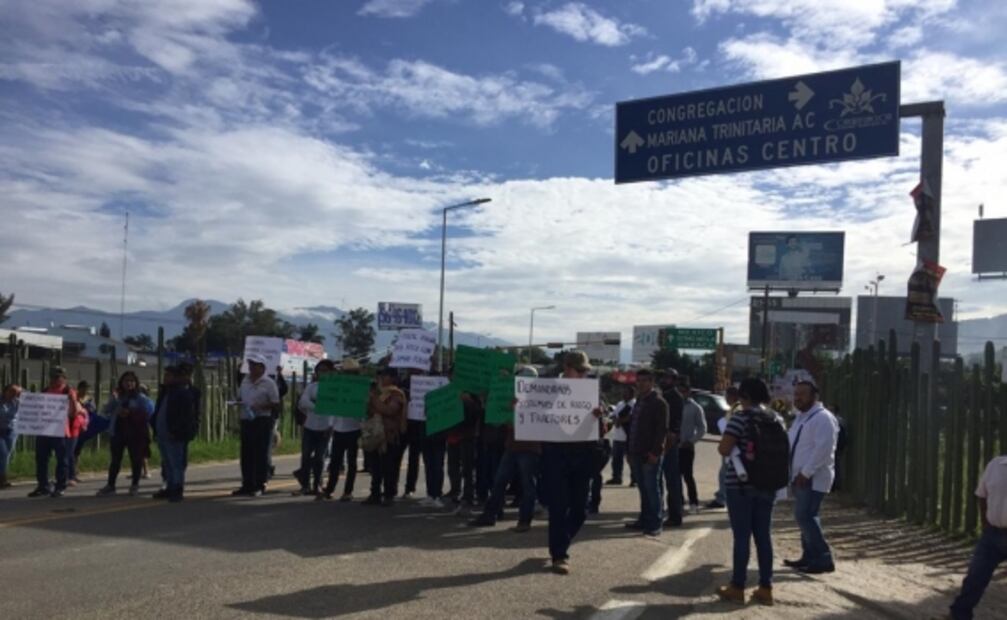 Campesinos realizan bloqueos carreteros en estados; piden liberar recursos para campo