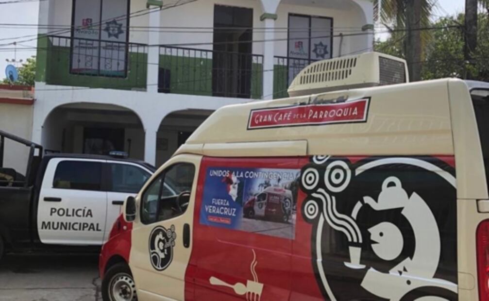 Café La Parroquia regala bebida y pan en hospitales de Veracruz