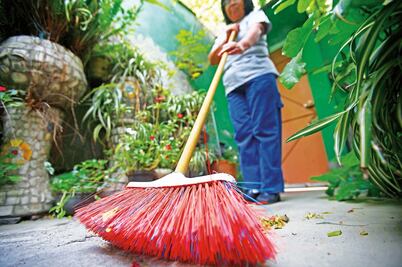 Urgen dar IMSS a trabajadoras domésticas