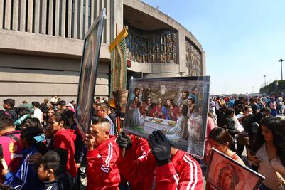 Cientos de peregrinos continúan arribando a la Basílica de Guadalupe; algunos han tardado hasta 3 días en llegar