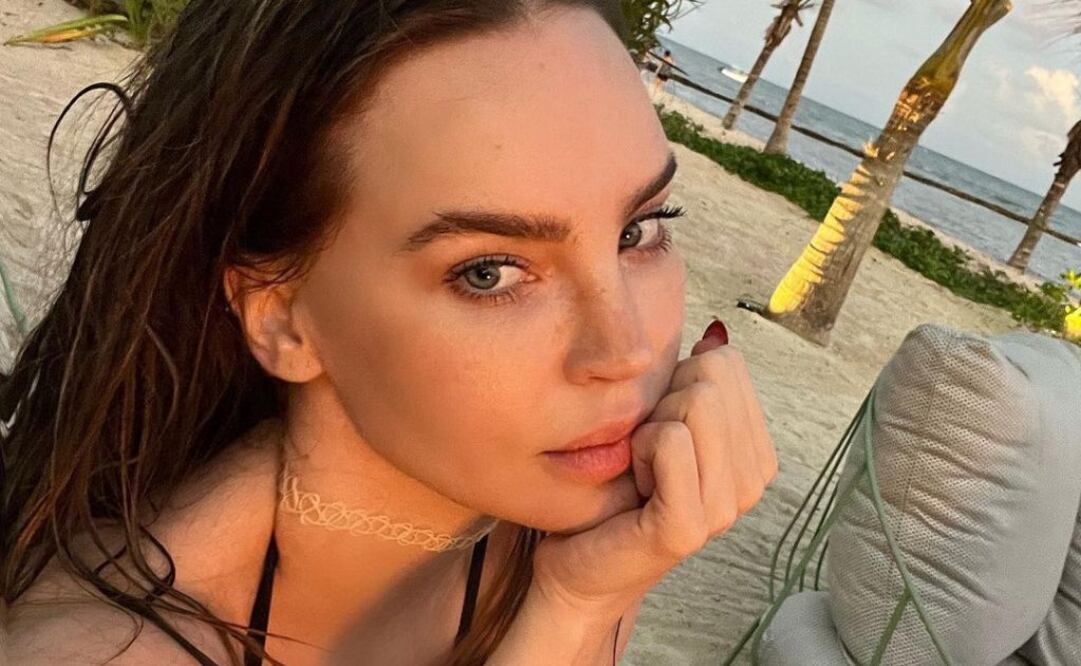 Belinda habló de la sexualidad de su perrito Bambi. Fuente: Instagram @belindapop