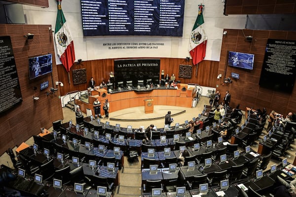 Ratifican nombramiento de nueva embajadora en Guatemala; SRE no indica motivos de remoción de Romeo Ruiz Armenta