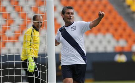 Carlos Poblete sería director deportivo de Puebla