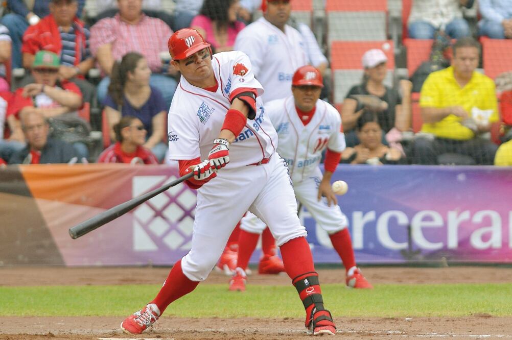 Sandy tiene marcas por debajo de Japhet Amador al que sustituyó, lo que considera normal por el cambio de novena (FRANCISCO ESTRADA. JAM MEDIA)