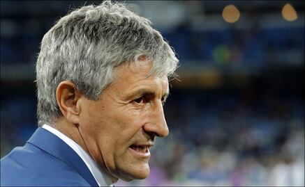 Andrés Guardado y Diego Lainez se quedarían si técnico