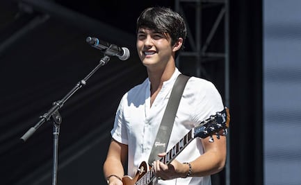 Ganador de "American Idol" es arrestado por espiar a su ex con un micrófono