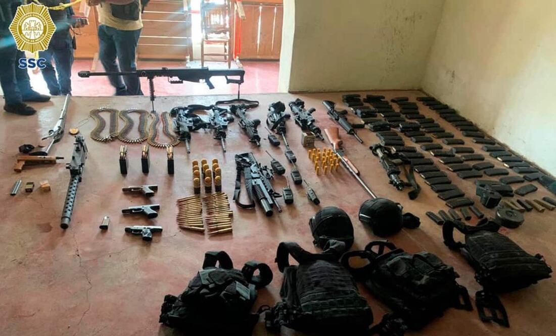 Tras el enfrentamiento aseguraron armas, cartuchos útiles y chalecos tácticos. Foto: Especial