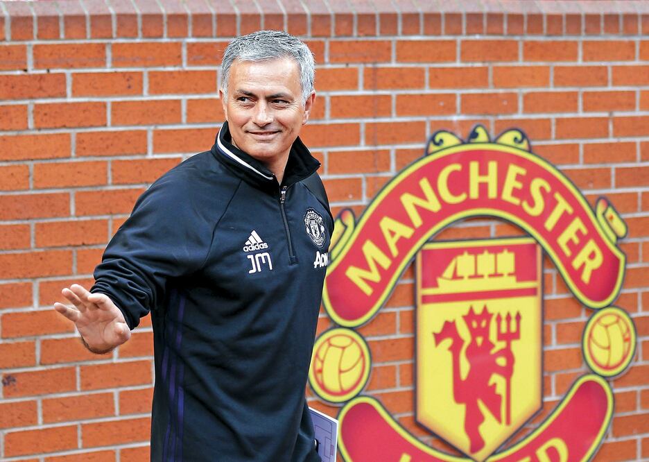 EFE. Mourinho en un entrenamiento con el Manchester United