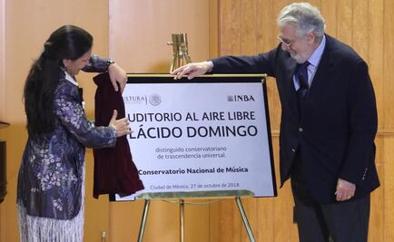 Con auditorio, reconocen trayectoria de Plácido Domingo